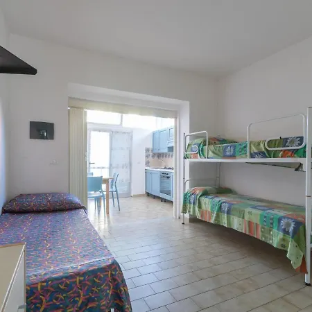 Splendid In With Swimming Pool Loano