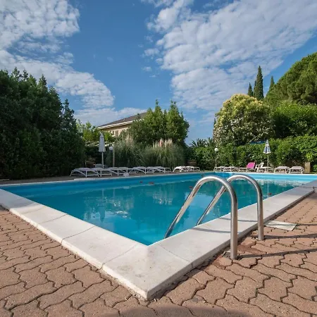 Splendid In With Swimming Pool * Loano