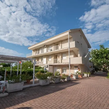 Apartment Splendid In With Swimming Pool Loano