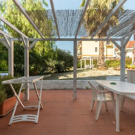 Apartment Splendid In With Swimming Pool *