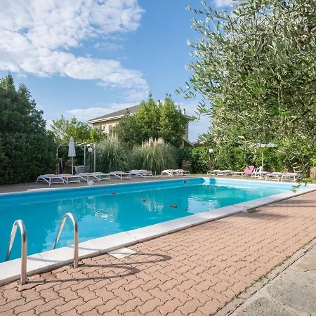 Splendid In With Swimming Pool Loano